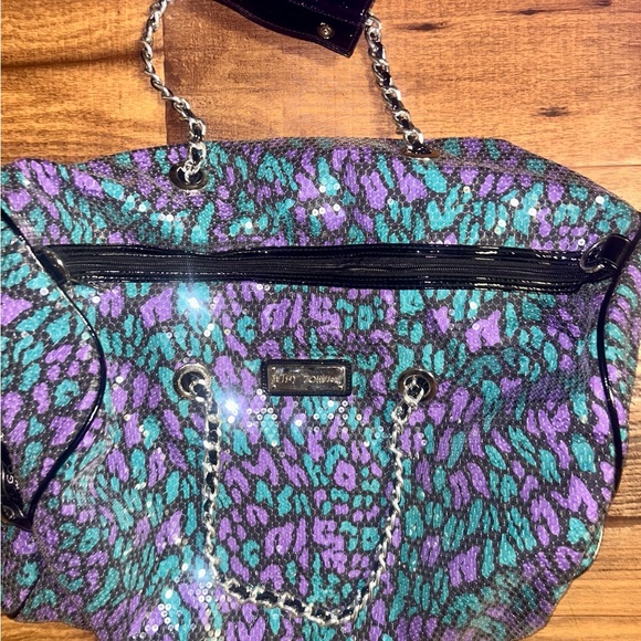 Betsey Johnson Safari Blue & Purple Sequins W/ Silver Studded Handbag Duffle Bag - Picture 4 of 16